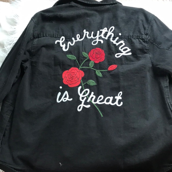 Women’s top - Picture 2 of 2